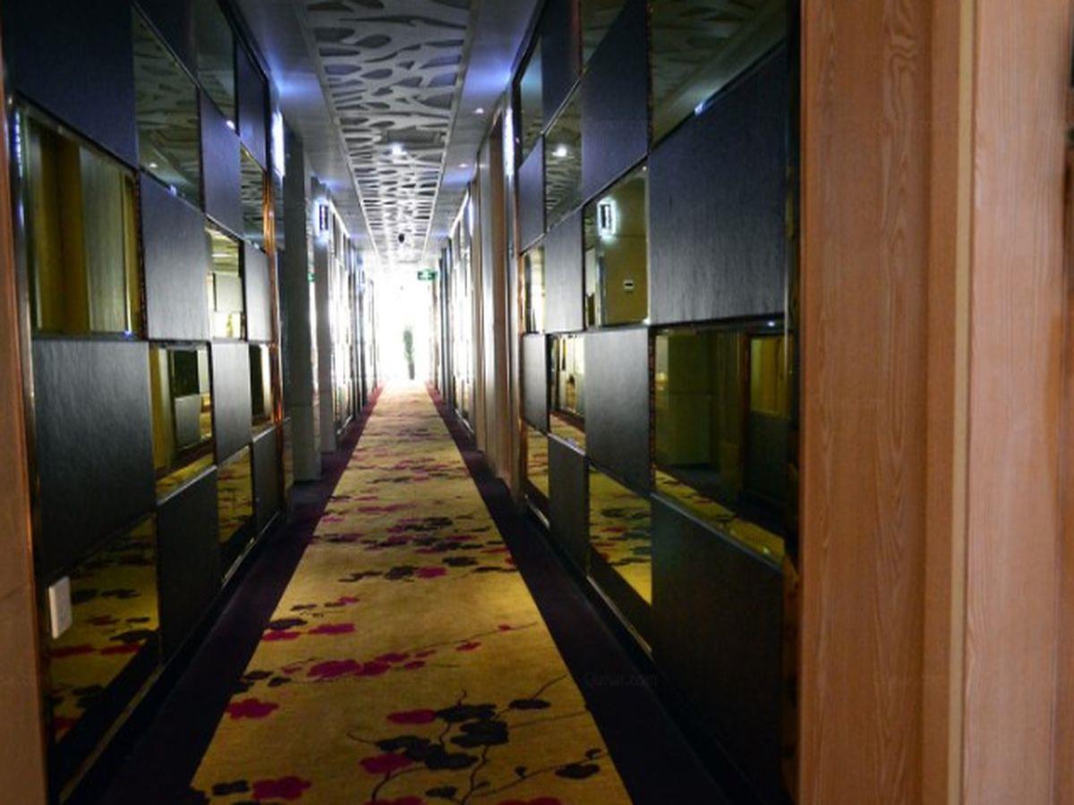 Jiadi Hotel Иу Екстериор снимка