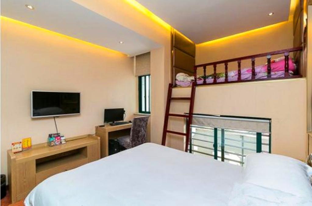 Jiadi Hotel Иу Екстериор снимка