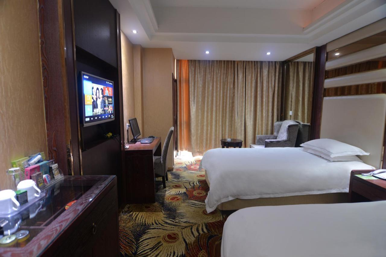 Jiadi Hotel Иу Екстериор снимка